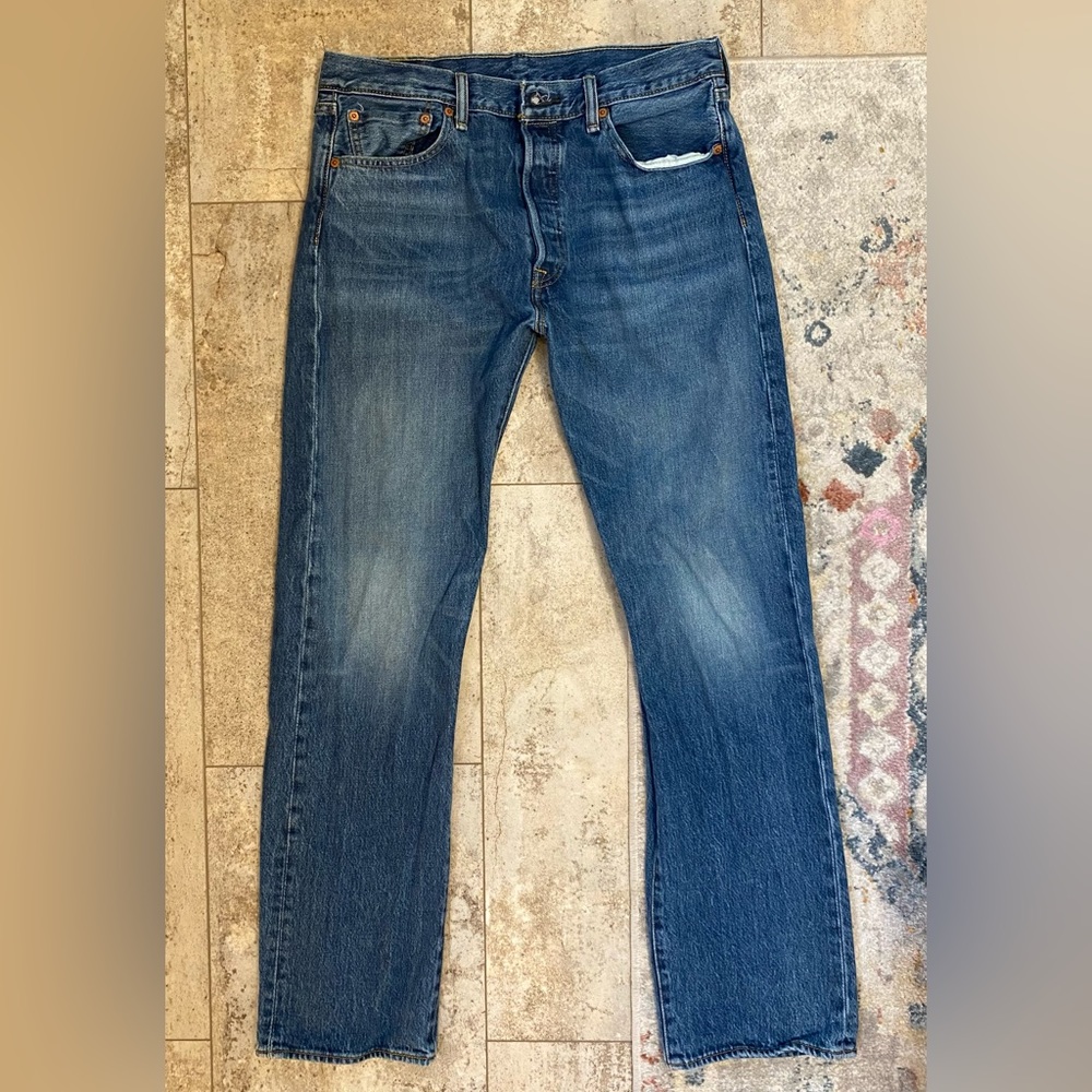 Levi’s 501 Straight Leg Button Fly 34/34 Jeans